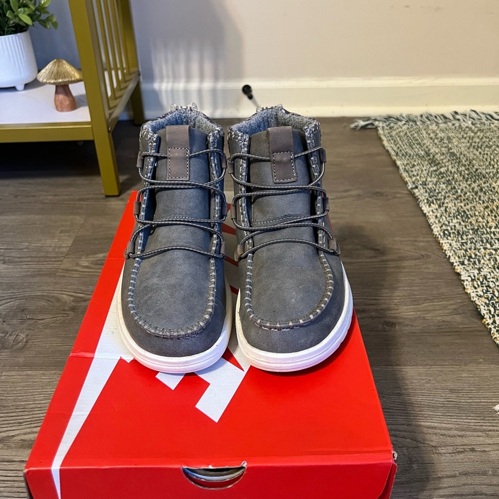 Hey Dude Women’s Eloise Recycled Leather Granite Grey 121893390 - Picture 2 of 7